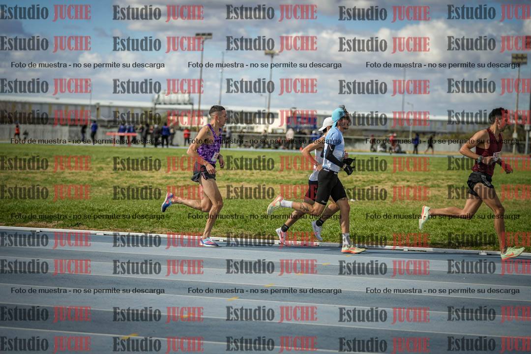 Fotos de los 5000 m llanos de varones