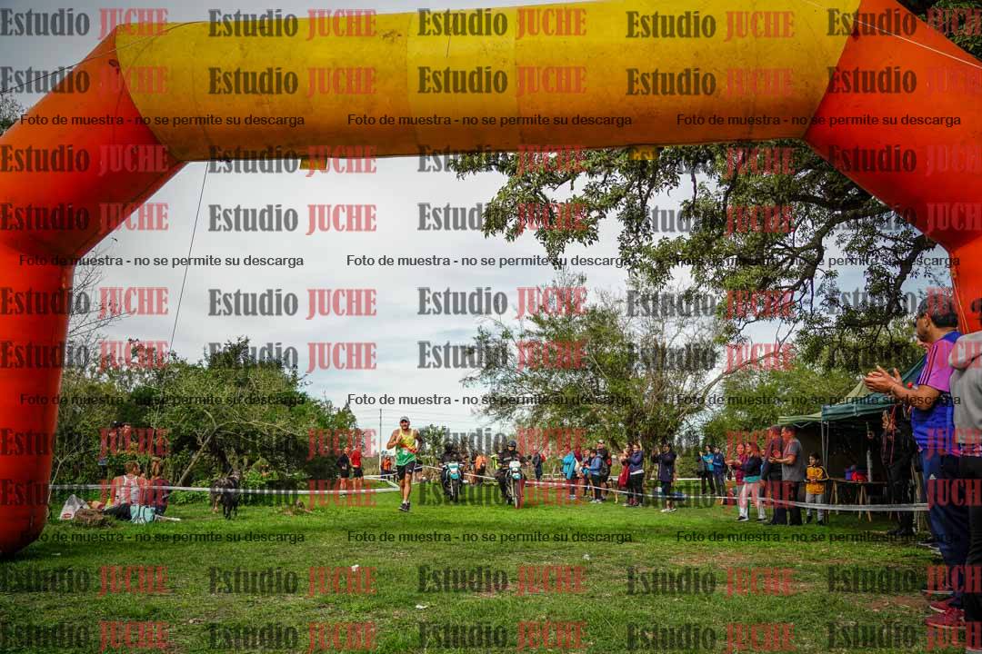 Fotos de la llegada del cross de 8000 m
