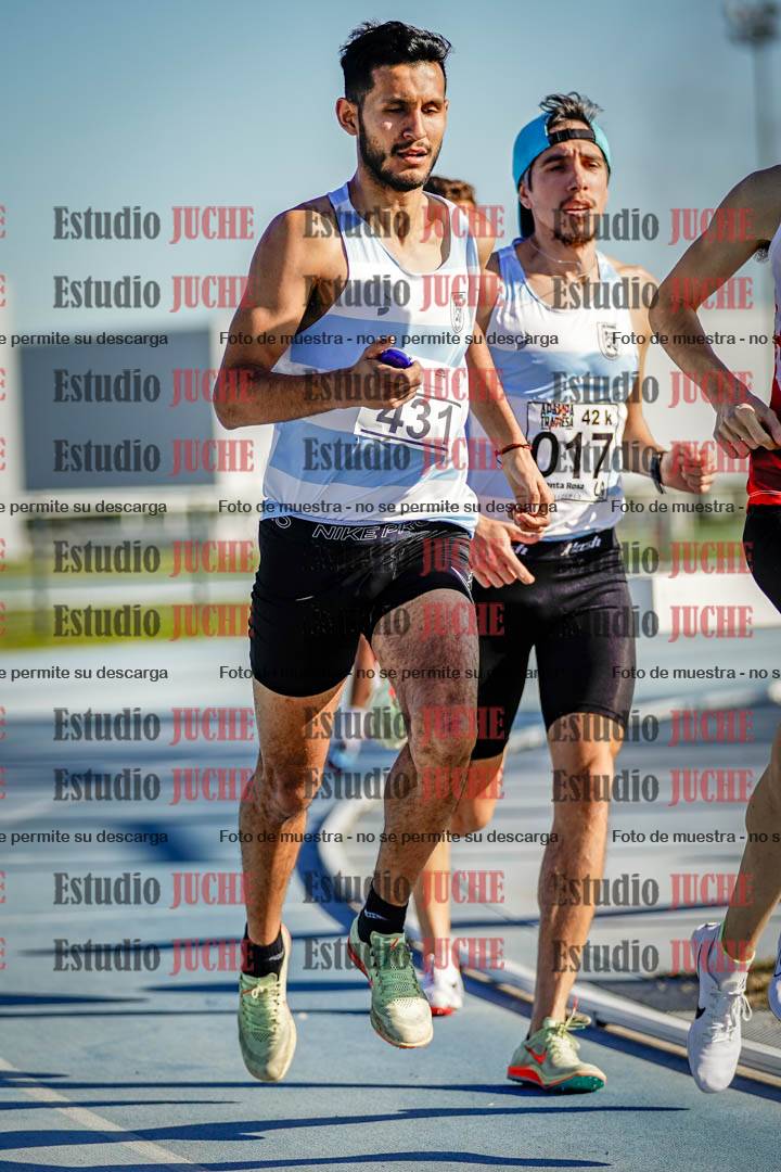 Fotos de los 1500 m llanos de varones