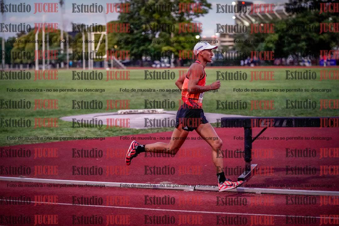 Fotos de los 1500 m llanos de varones