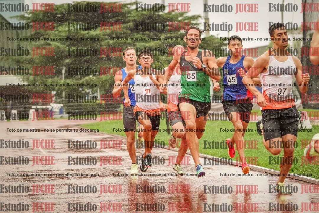 Fotos de los 800 m de varones