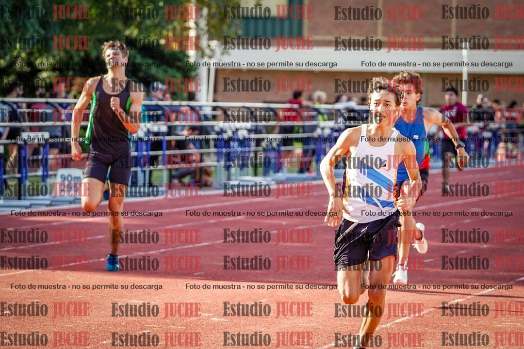 Fotos de los 400 m llanos de varones