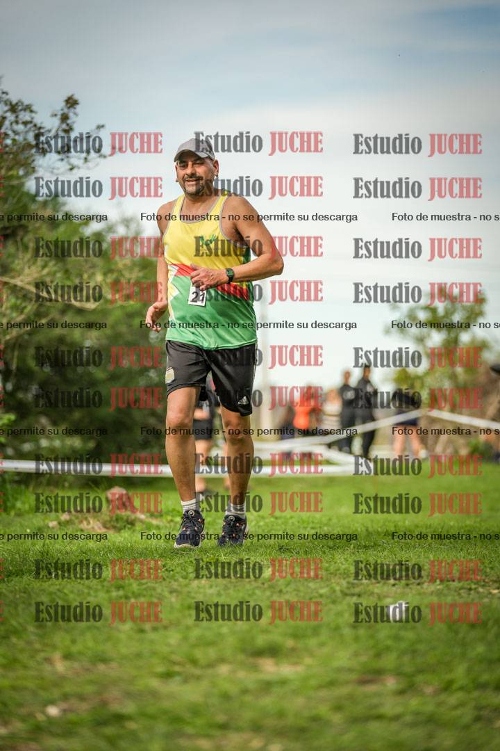 Fotos de la llegada del cross de 8000 m