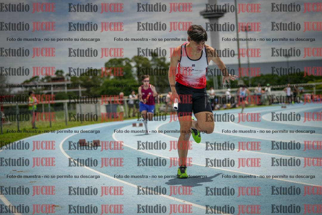 Fotos de las postas 4x200 m llanos de varones
