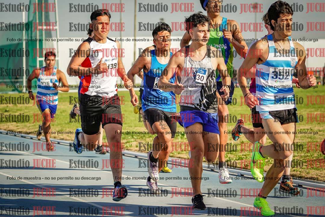 Fotos de los 1500 m llanos de varones