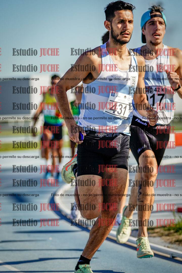 Fotos de los 1500 m llanos de varones