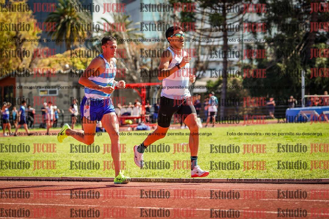 Fotos de los 5000 m llanos de mujeres y varones