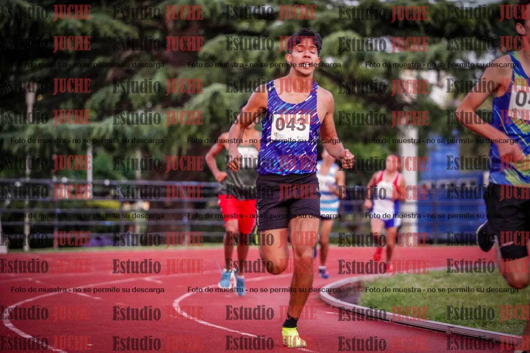 Fotos de los 1500 m llanos de varones