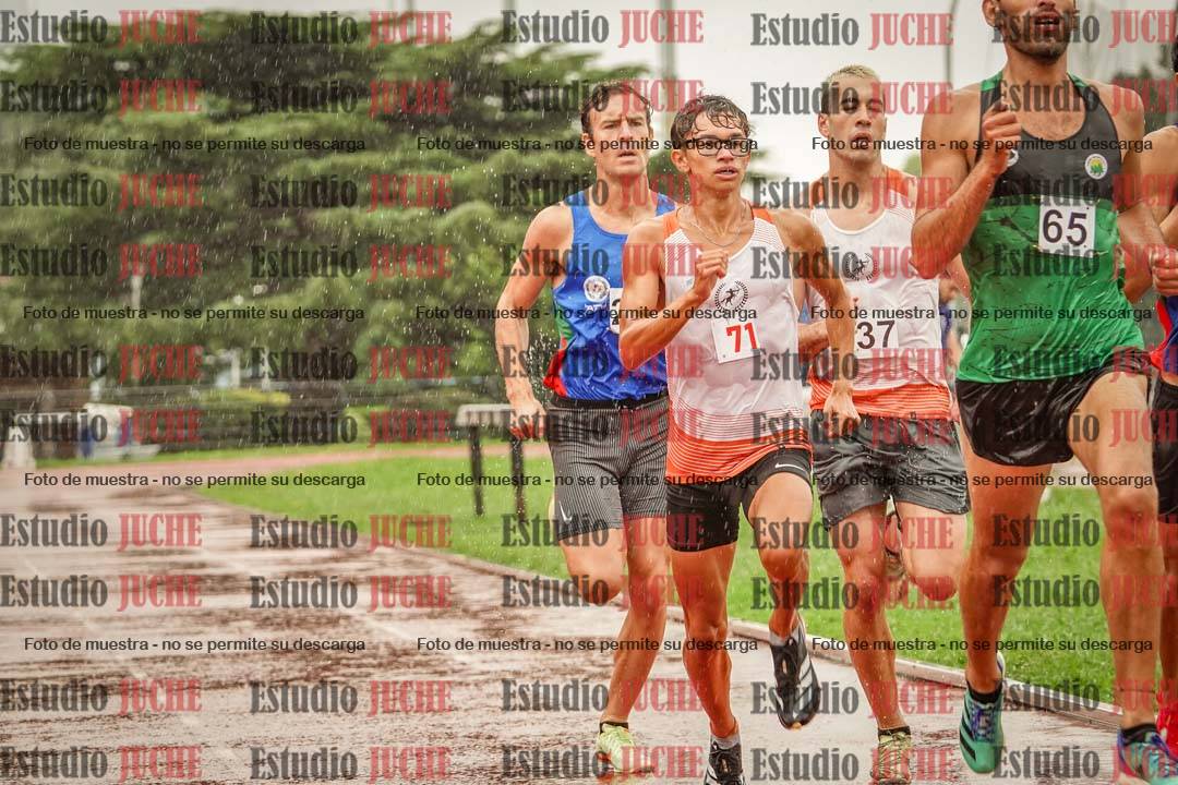 Fotos de los 800 m de varones