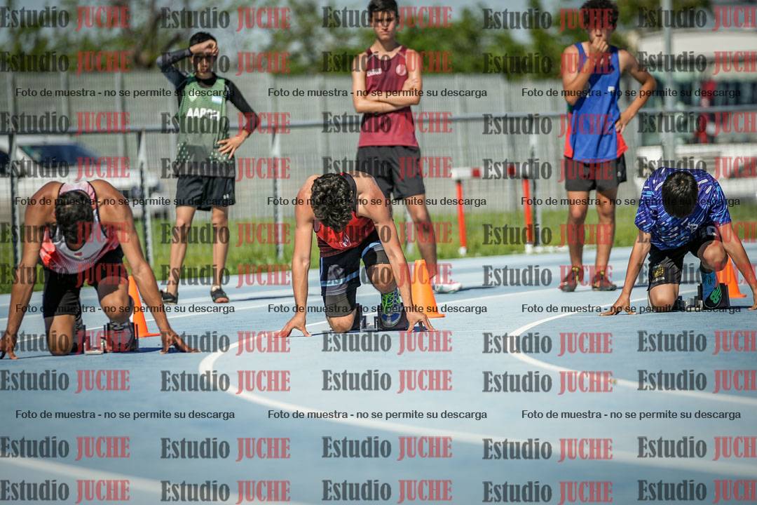 Fotos de los 150 m llanos de varones