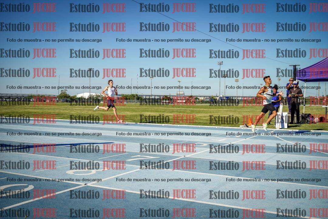 Fotos de los 400 m llanos de varones