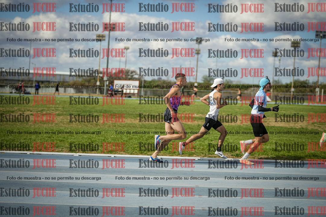 Fotos de los 5000 m llanos de varones