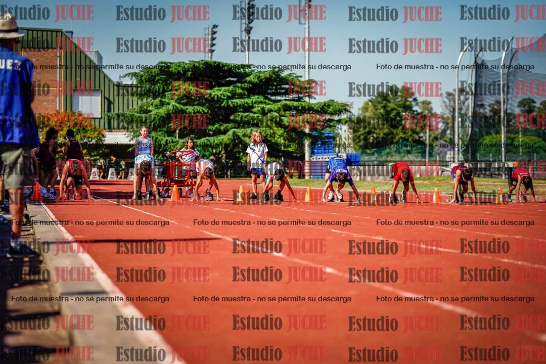 Fotos de los 50 m llanos de varones