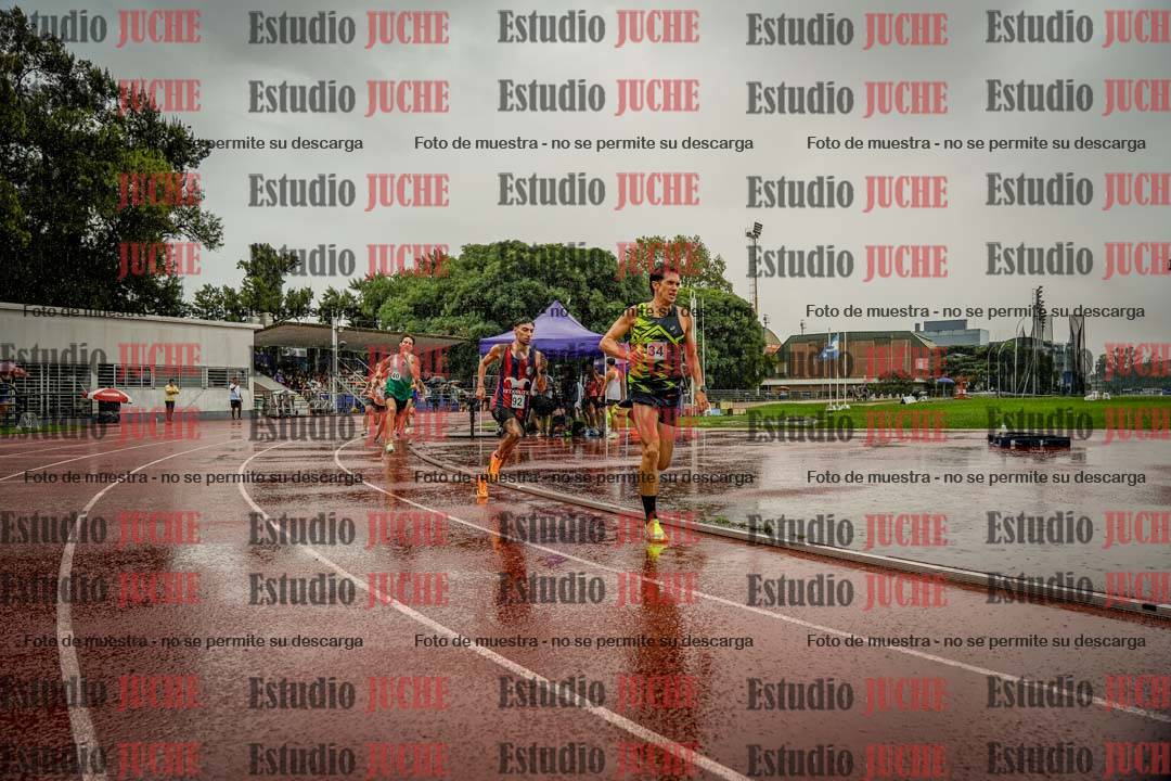 Fotos de los 800 m de varones