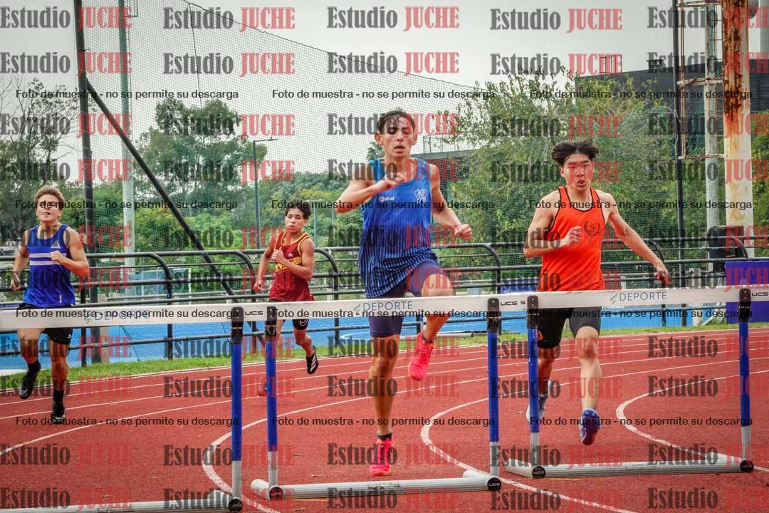 Fotos de los 400 m con vallas de varones