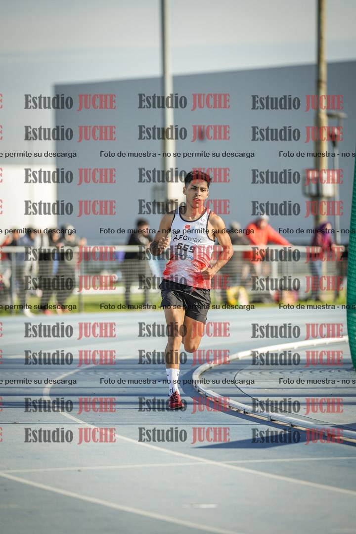 Fotos de los 1500 m llanos de varones