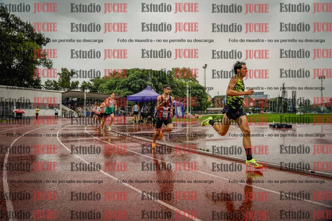 Fotos de los 800 m de varones