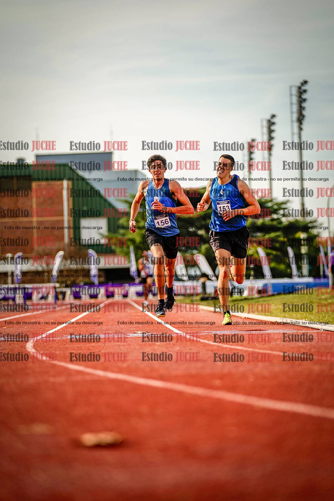 Fotos de los 1500 m llanos de varones - decatlón 10