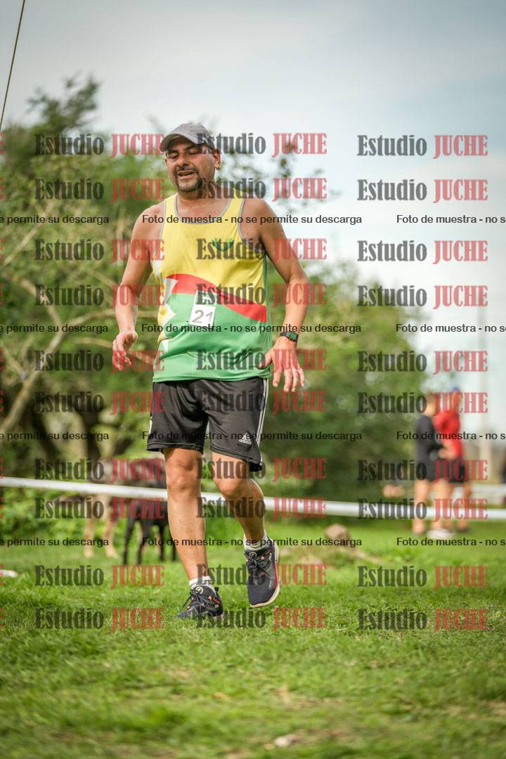 Fotos de la llegada del cross de 8000 m