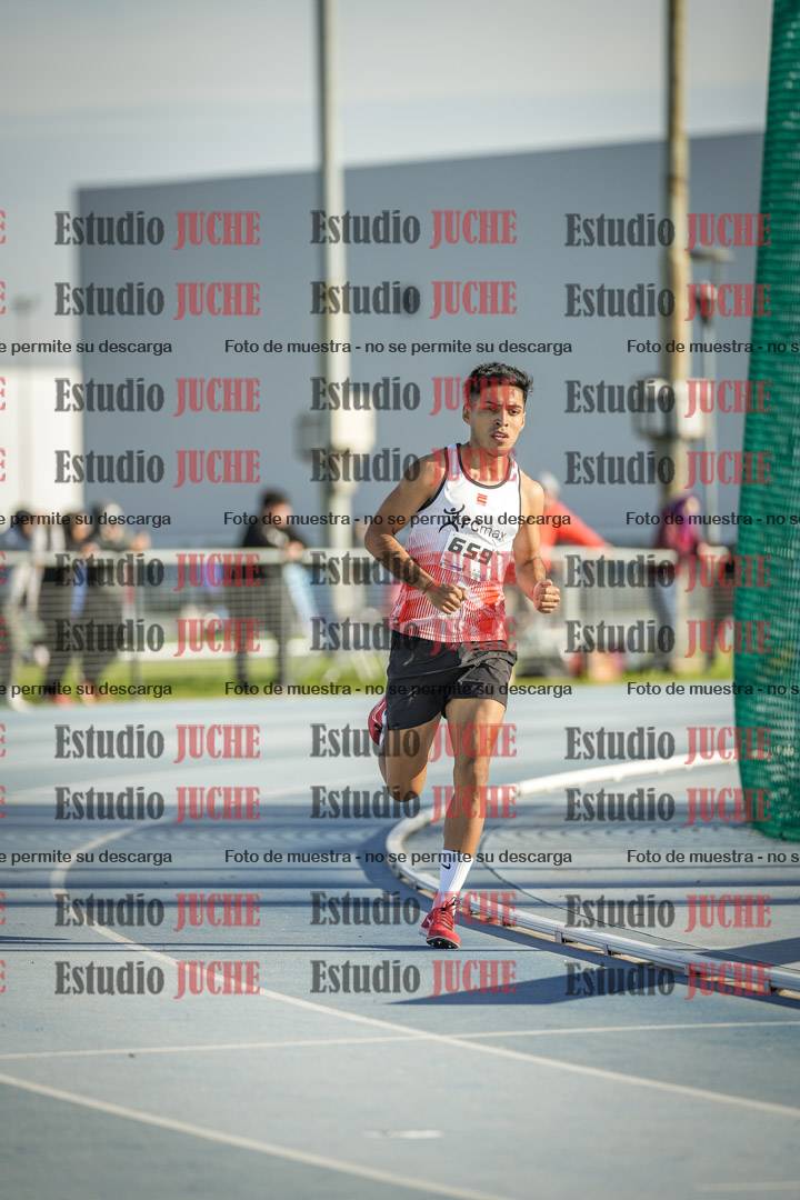 Fotos de los 1500 m llanos de varones