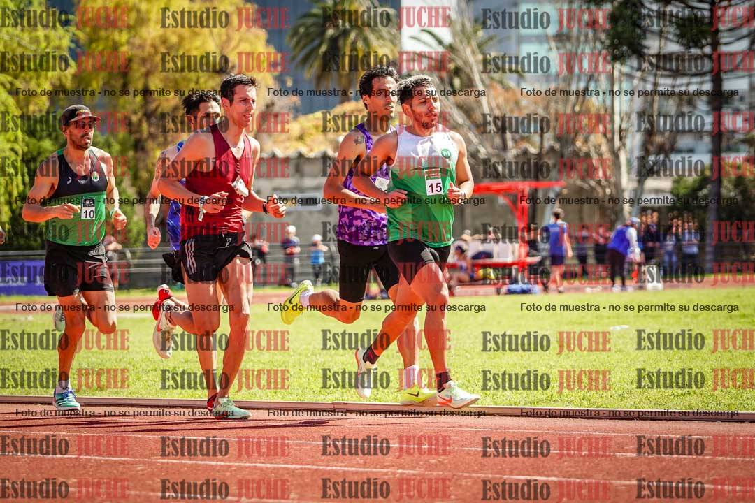 Fotos de los 5000 m llanos de mujeres y varones