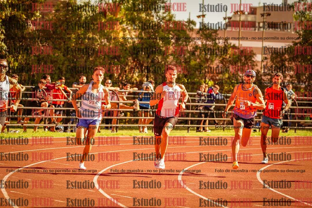 Fotos de los 800 m llanos de varones