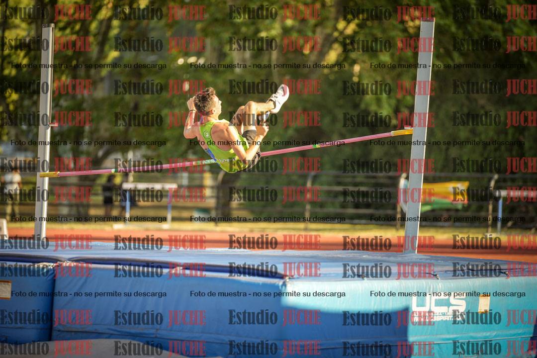 Fotos del salto en alto de varones