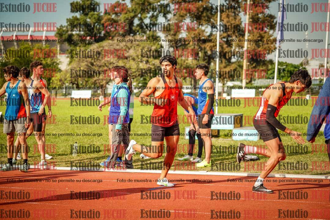 Fotos de las postas 4x400 m llanos de varones