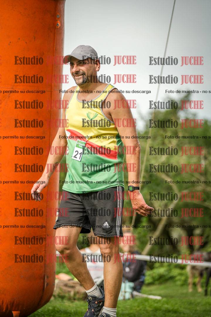 Fotos de la llegada del cross de 8000 m