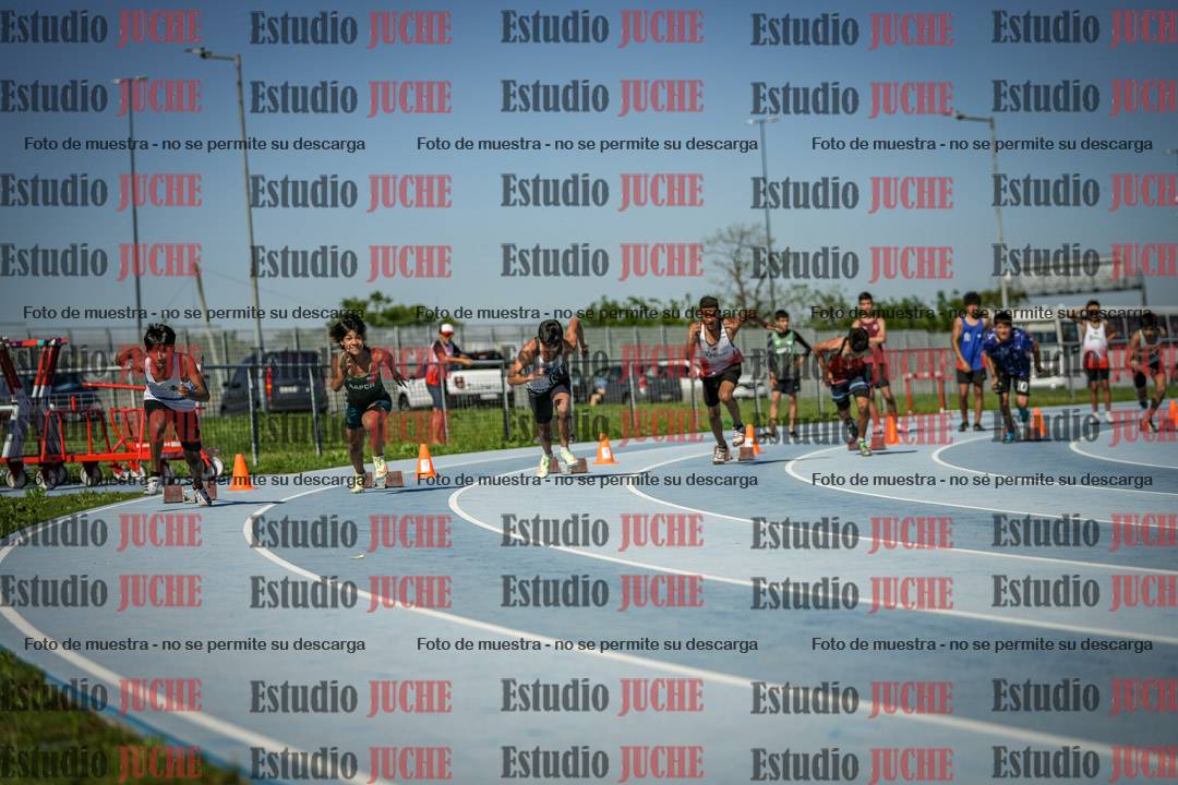 Fotos de los 150 m llanos de varones