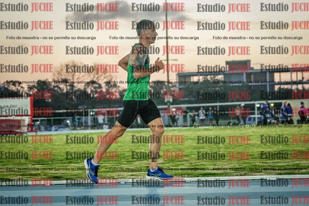 Fotos de los 3000 m llanos de varones