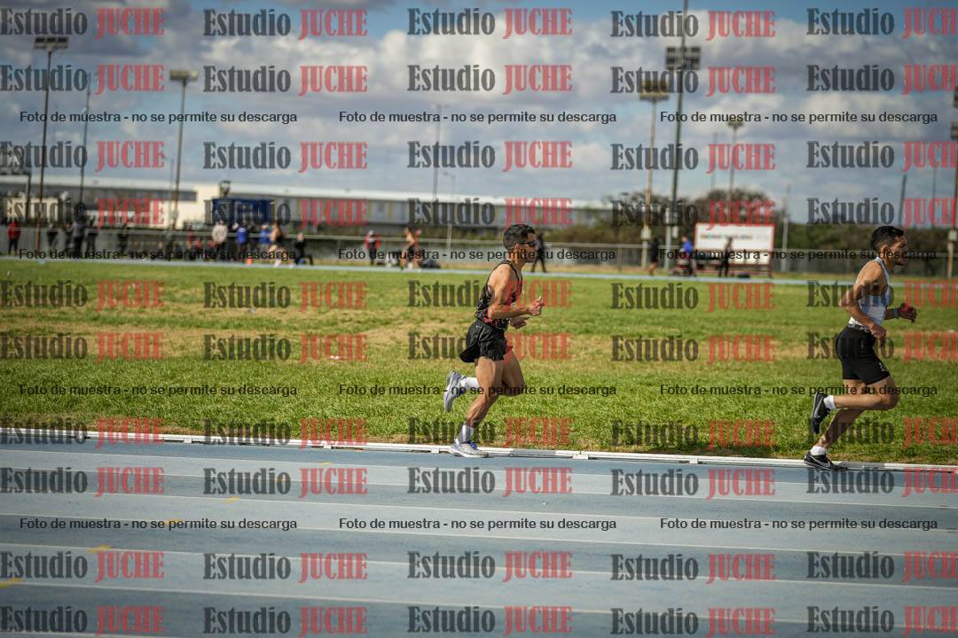 Fotos de los 5000 m llanos de varones