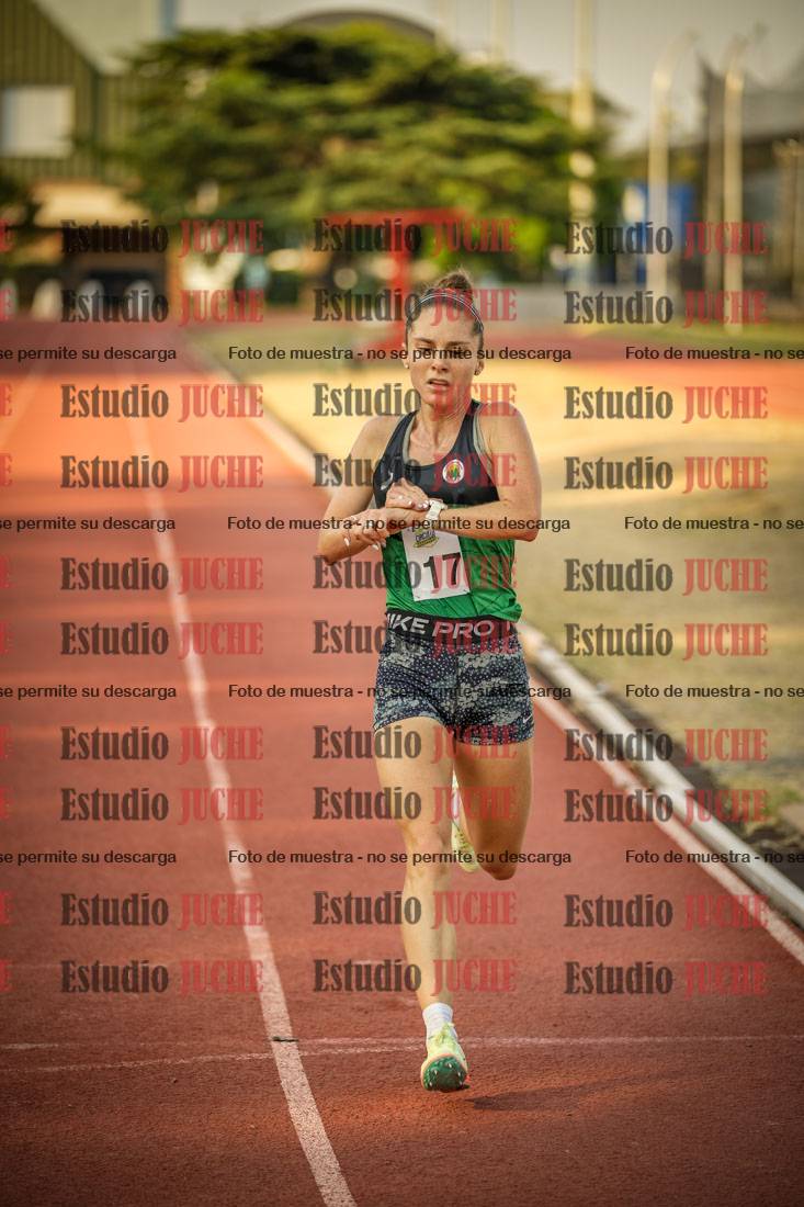 Fotos de los 5000 m llanos de mujeres y varones