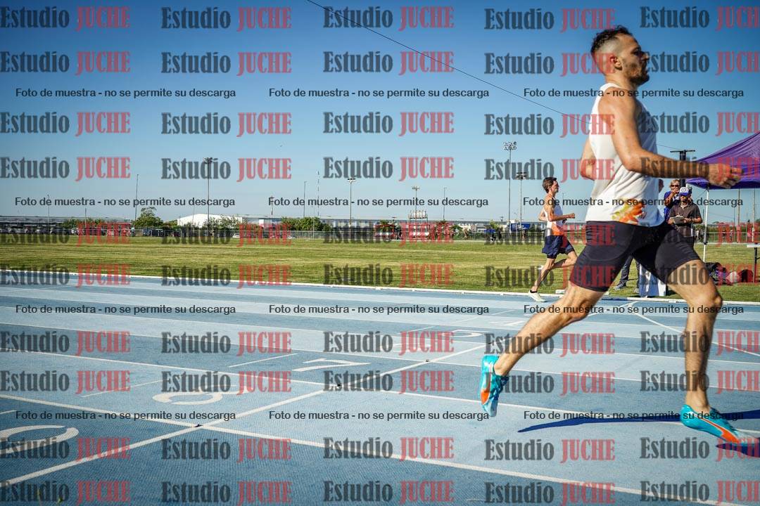 Fotos de los 400 m llanos de varones