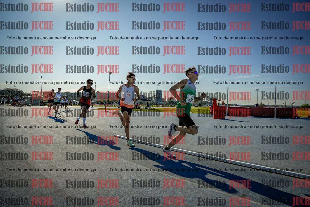 Fotos de los 1500 m llanos de varones