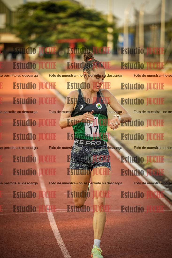 Fotos de los 5000 m llanos de mujeres y varones