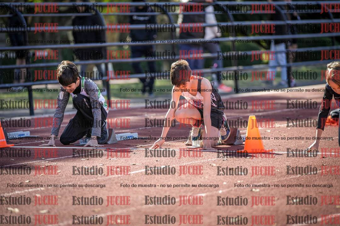 Fotos de los 50 m llanos de varones