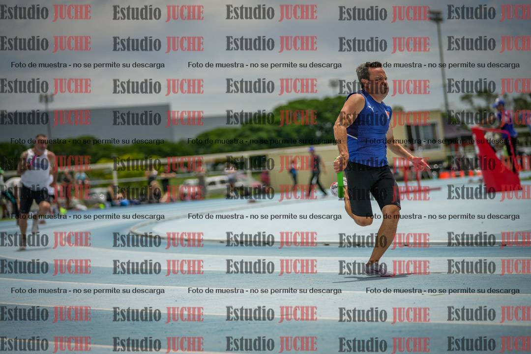 Fotos de las postas 4x200 m llanos de varones
