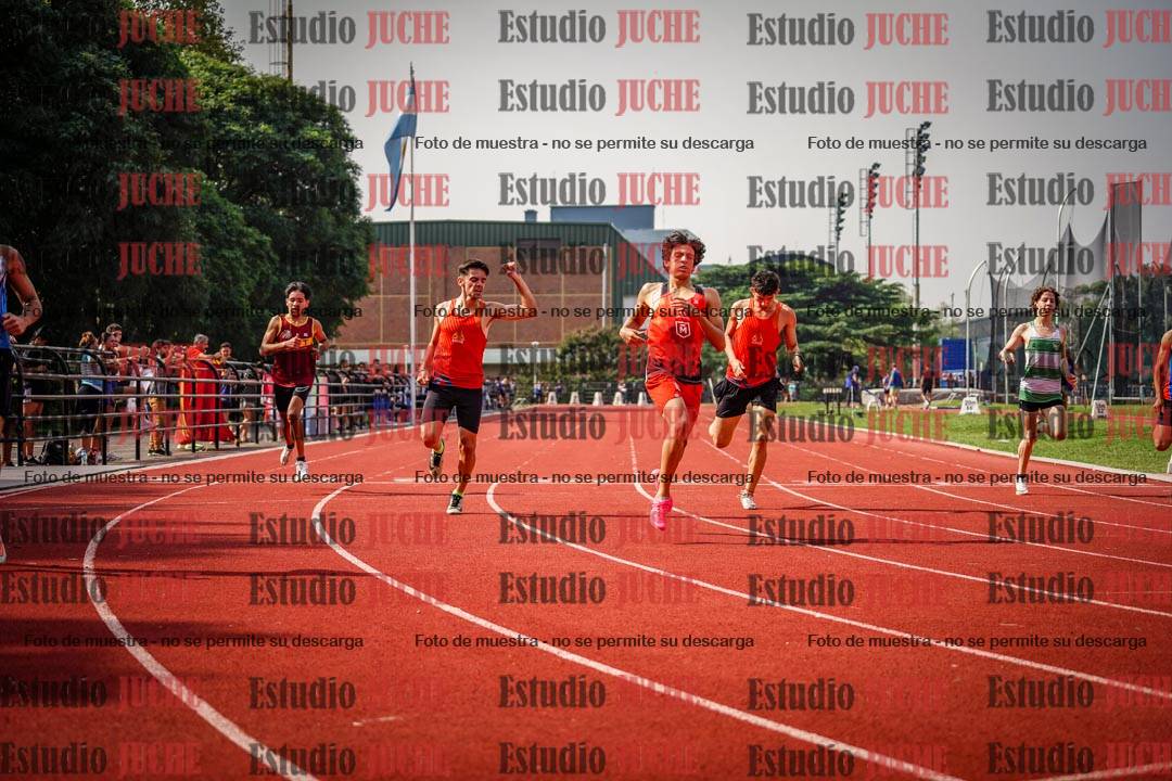 Fotos de los 200 m llanos de varones