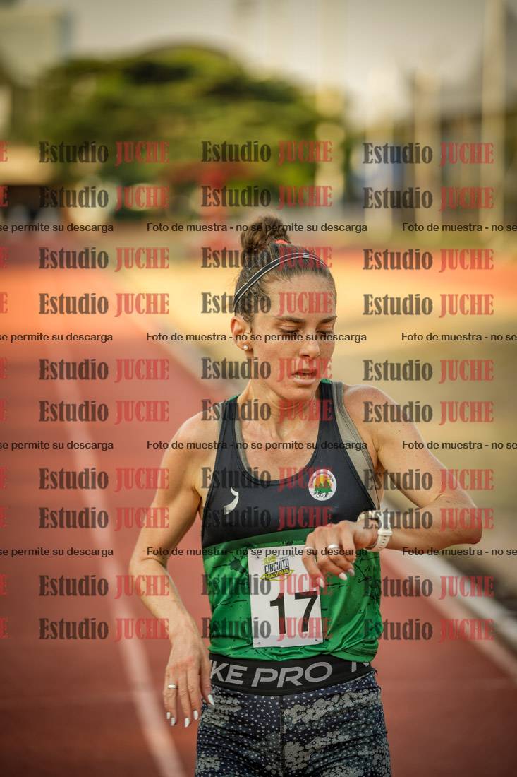 Fotos de los 5000 m llanos de mujeres y varones
