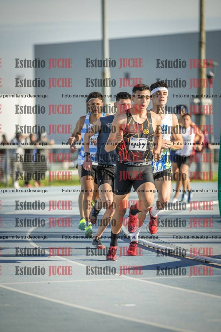 Fotos de los 1500 m llanos de varones