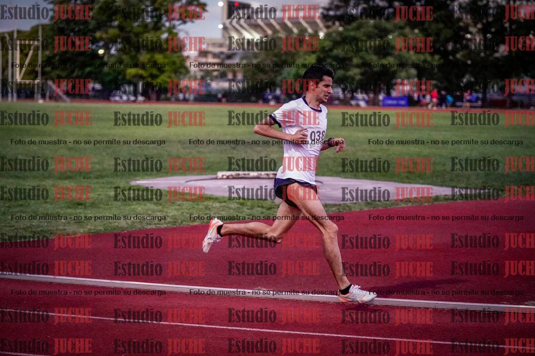 Fotos de los 1500 m llanos de varones