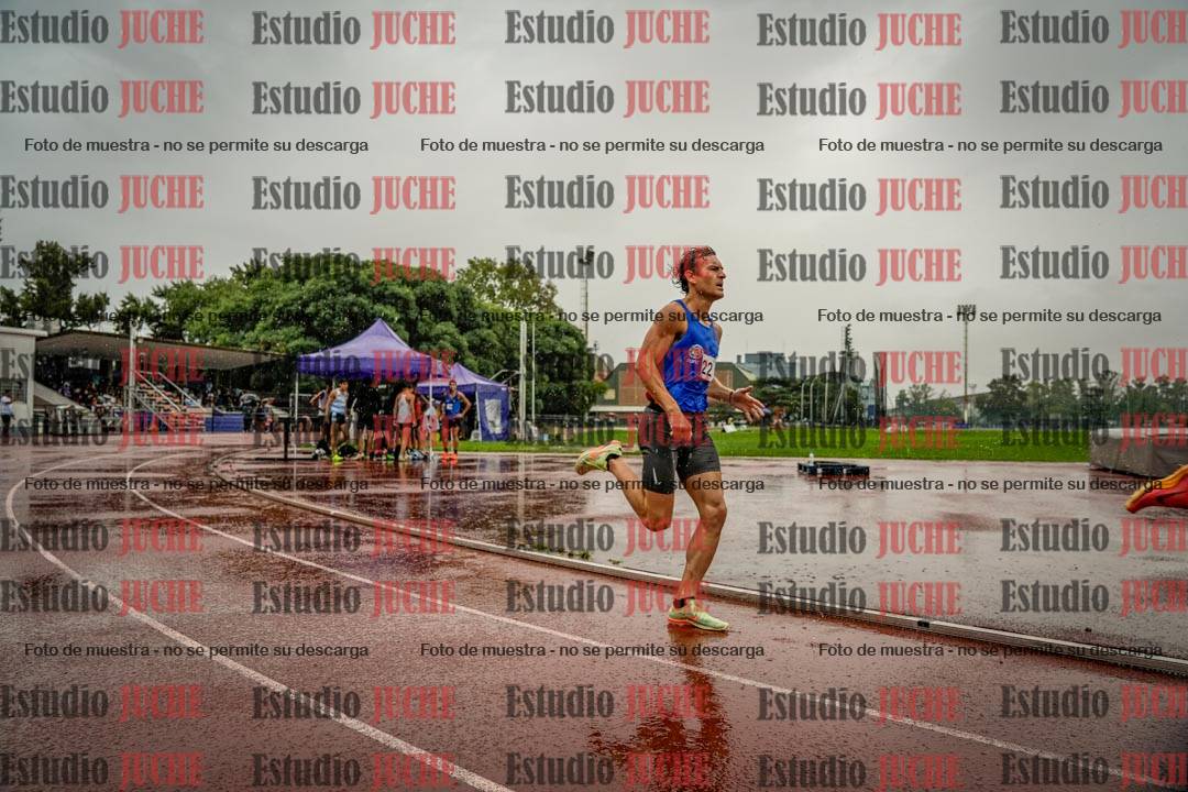 Fotos de los 800 m de varones