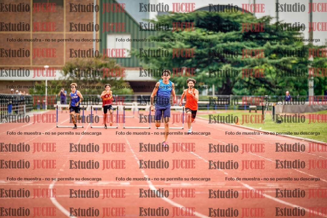 Fotos de los 400 m con vallas de varones