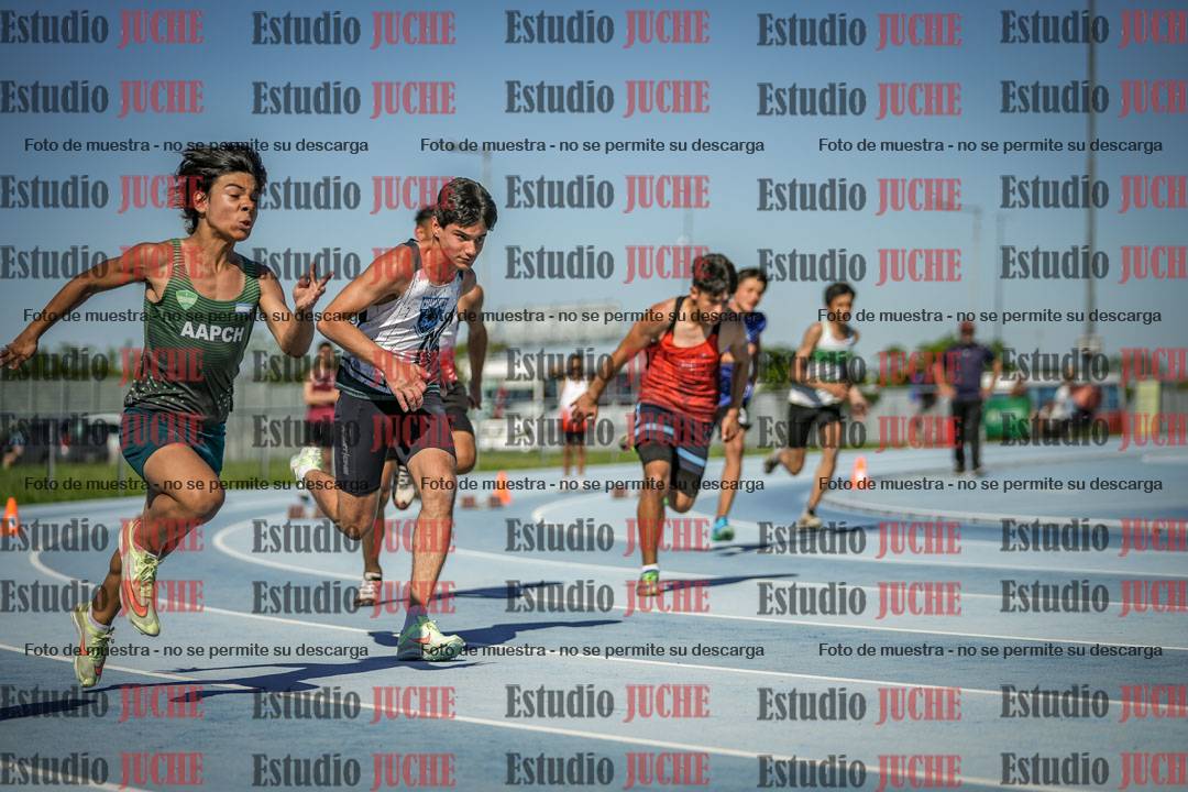 Fotos de los 150 m llanos de varones
