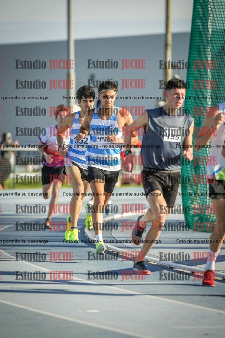 Fotos de los 1500 m llanos de varones