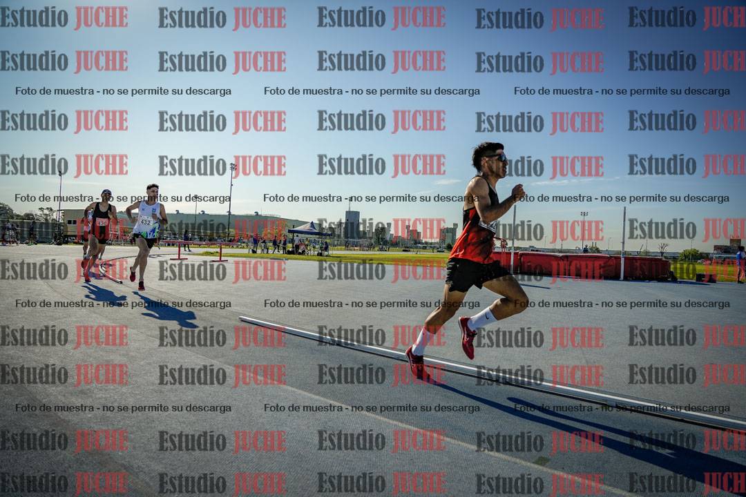 Fotos de los 1500 m llanos de varones