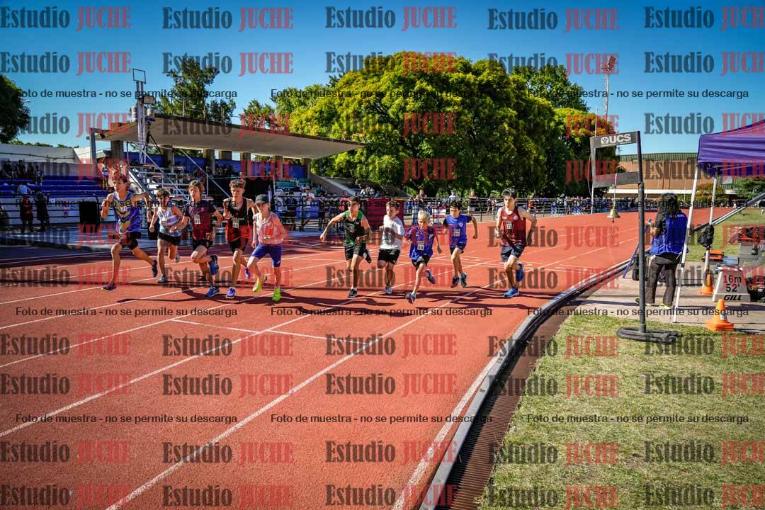 Fotos de los 1200 m llanos de varones