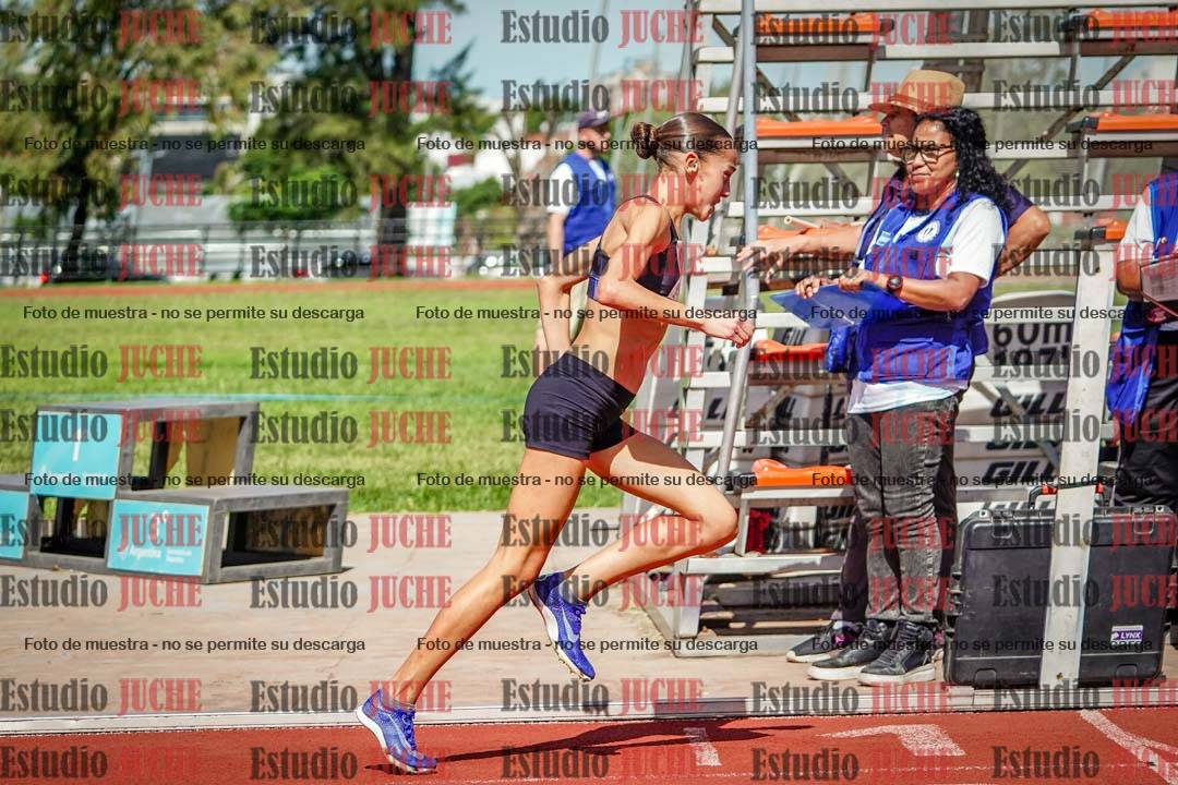 Fotos de los 600 m de mujeres