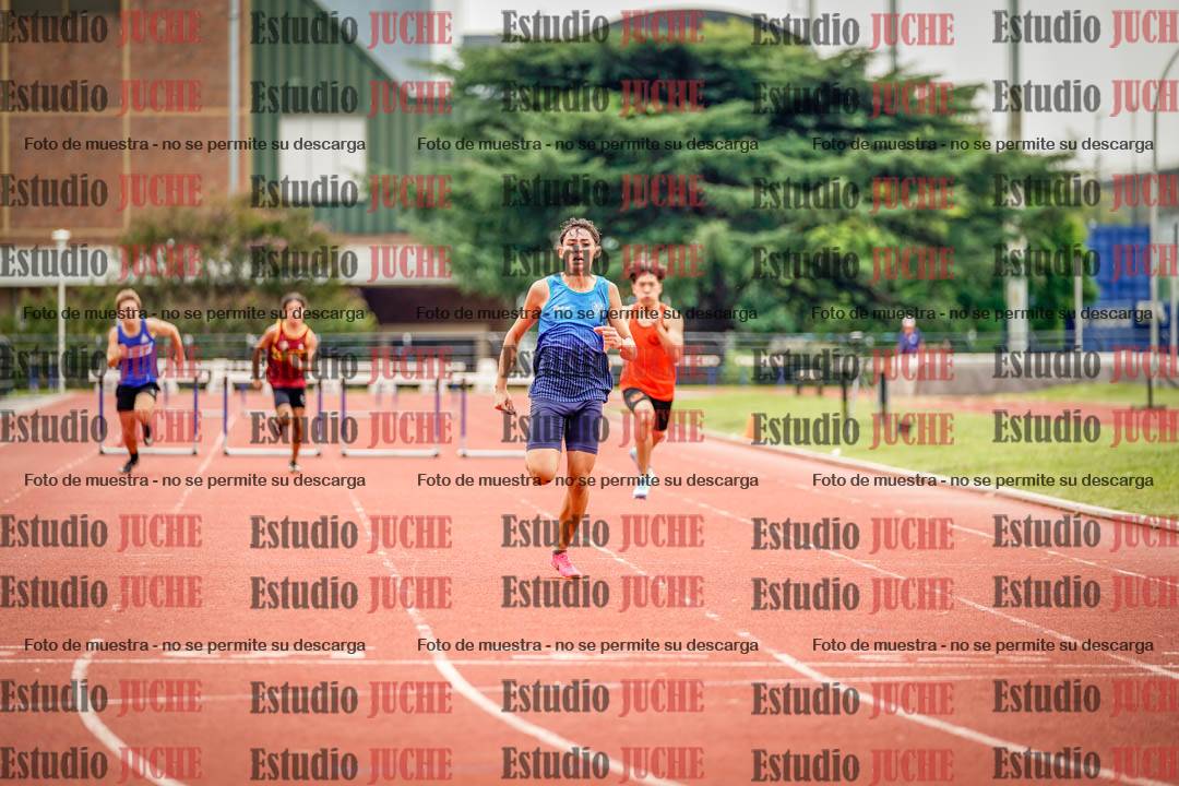 Fotos de los 400 m con vallas de varones